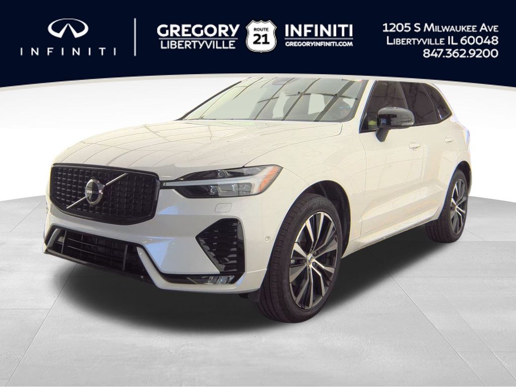 2025 Volvo XC60 B5 Plus Dark Theme AWD