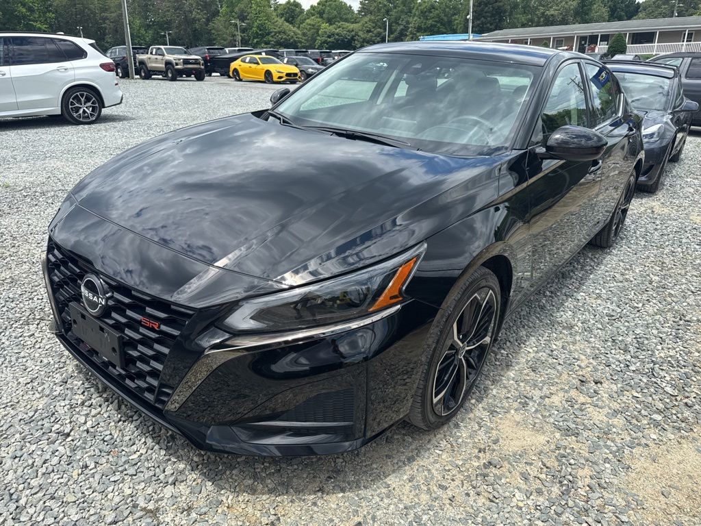 2024 Nissan Altima 2.5 SR AWD's photo