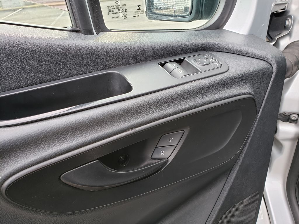 Thumbnail: 2019 Mercedes-Benz Sprinter - 15