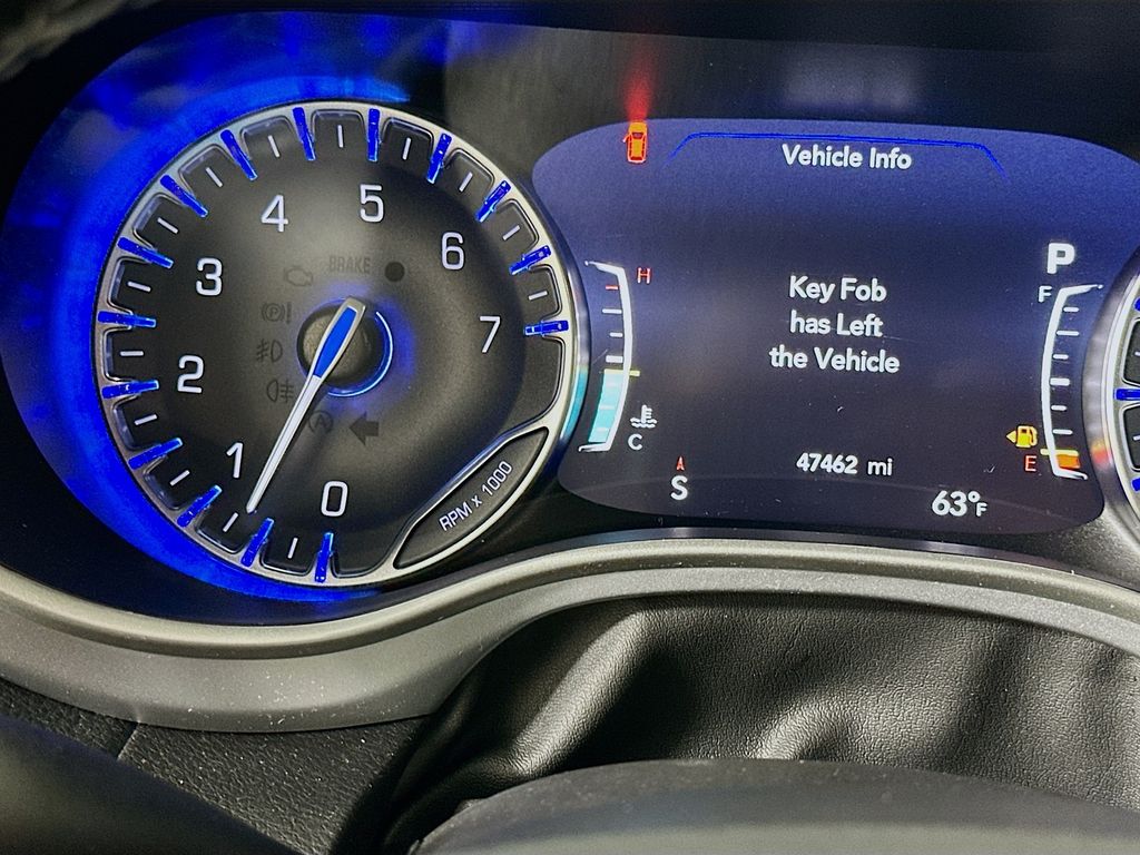 2021 Chrysler Pacifica Touring L 12