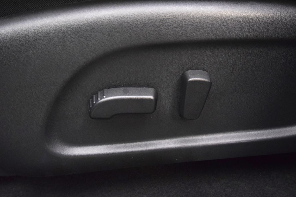 used 2020 Nissan Pathfinder car, priced at $18,095