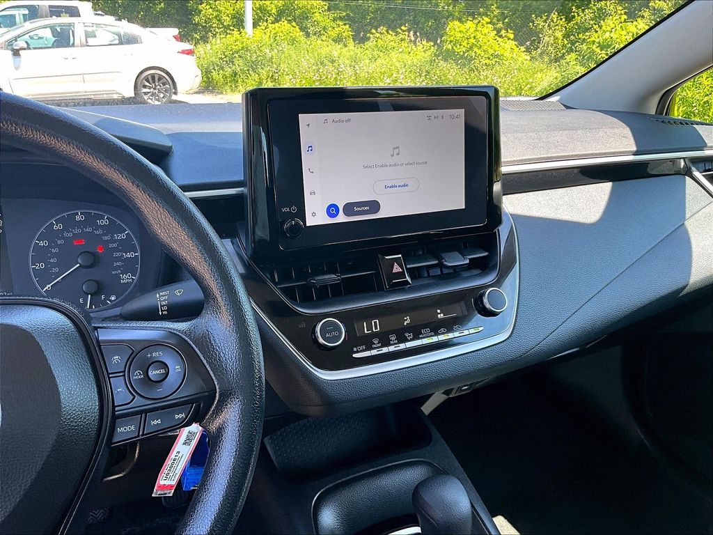 2024 Toyota Corolla — photo 25