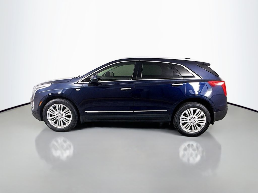 Thumbnail: 2017 Cadillac XT5 - 8