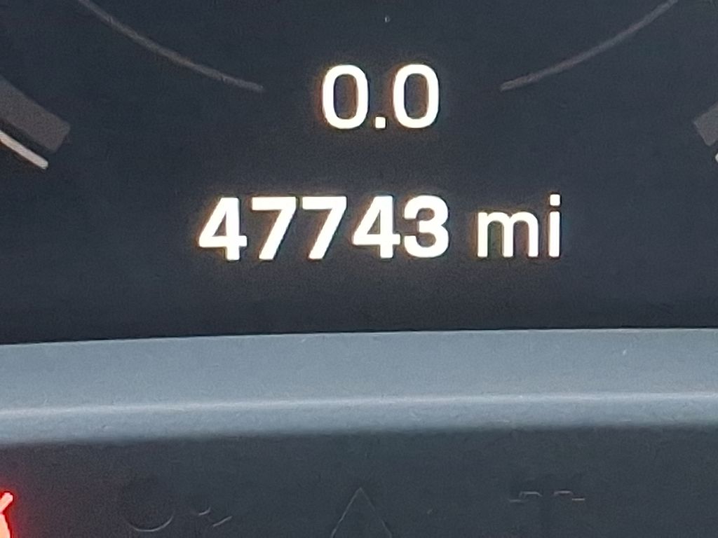 Thumbnail: 2021 Porsche Taycan - 23