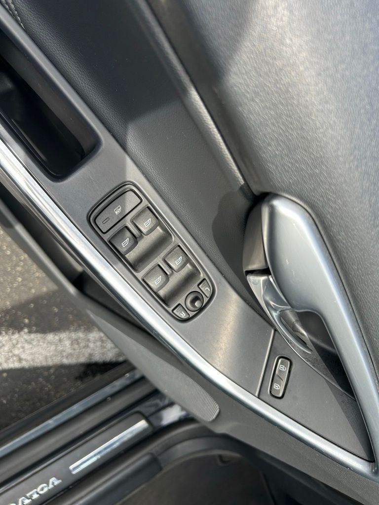 2015 Volvo XC60 T6 26