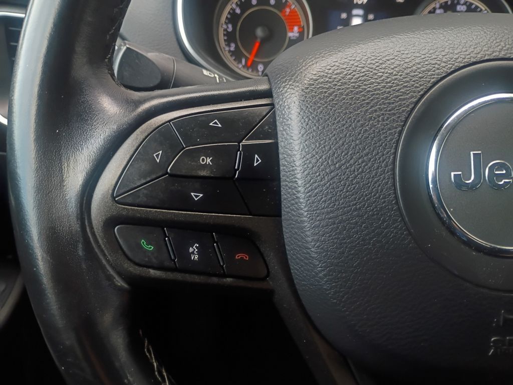 Used Car 2020 Jeep Cherokee  Trailhawk For Sale Under $15,000 In Austin, Texas