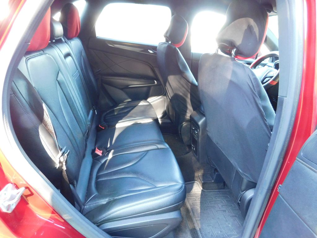 Thumbnail: 2015 Lincoln MKC - 5