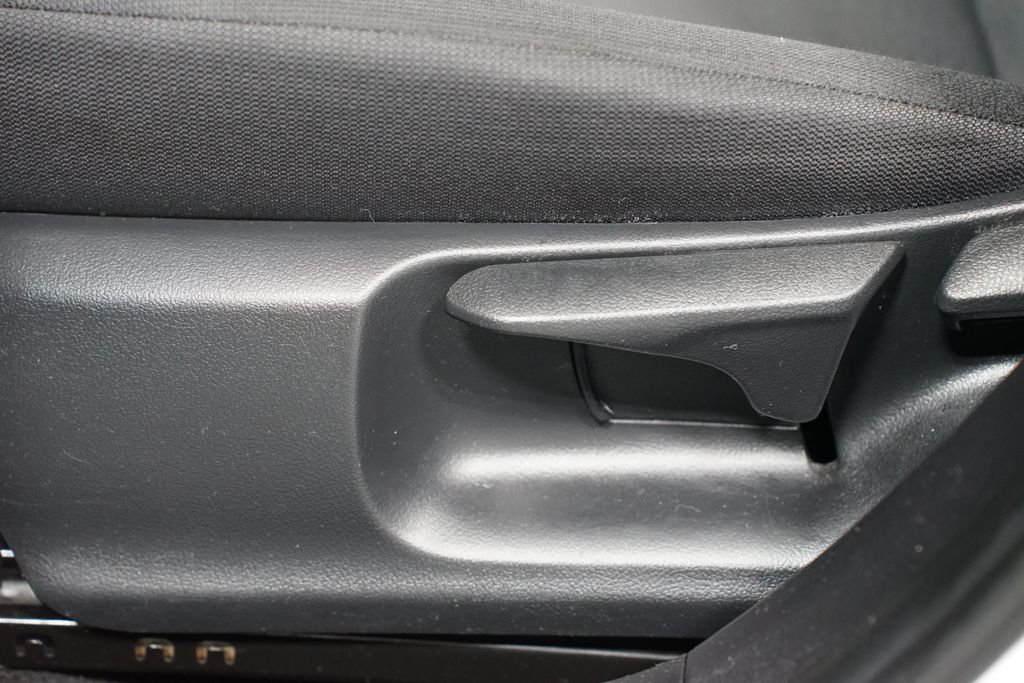 Thumbnail: 2024 Toyota Corolla - 30