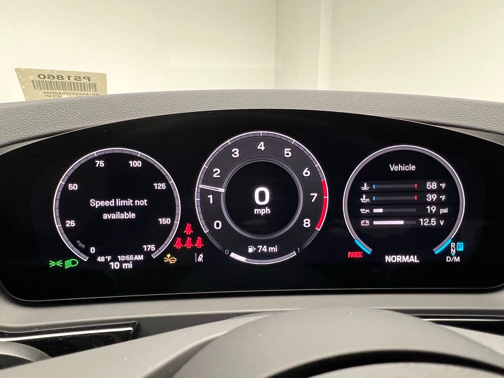 Thumbnail: 2026 Porsche Cayenne - 10