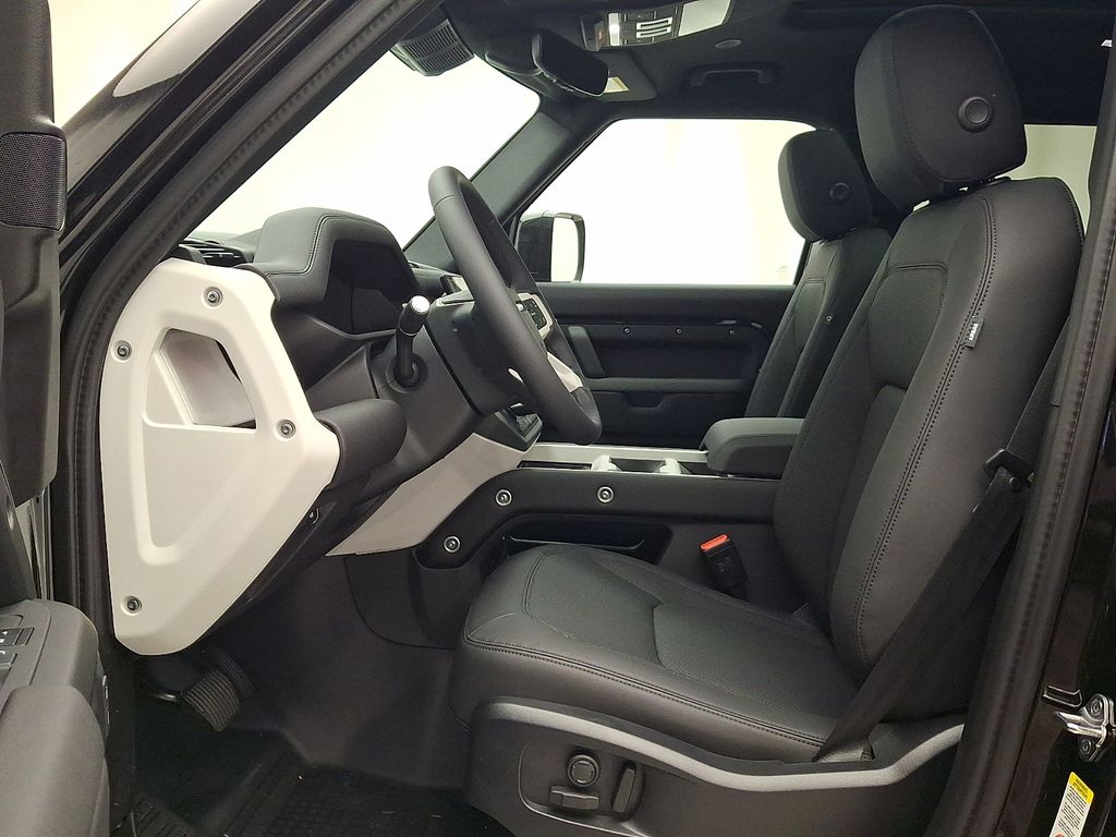 Thumbnail: 2026 Land Rover Defender - 9