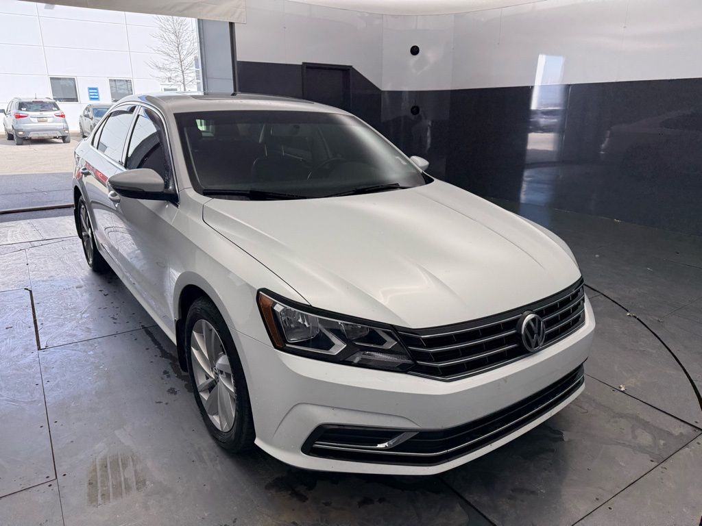 2018 Volkswagen Passat 2.0T SE FWD