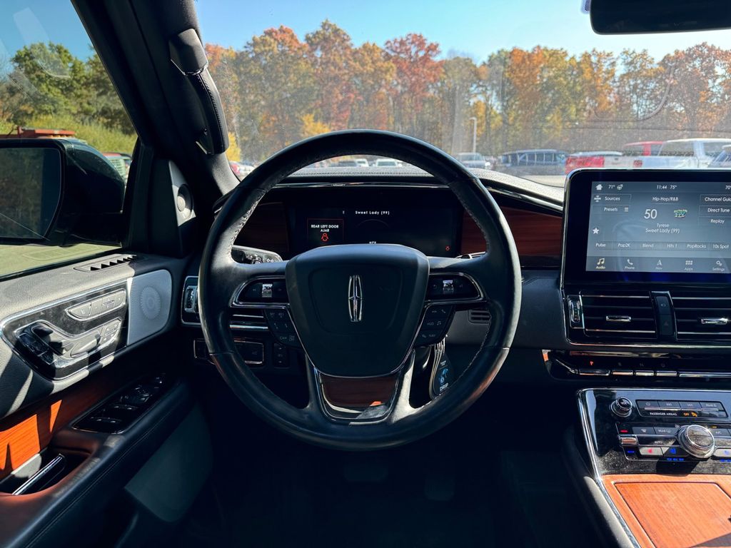 2019 Lincoln Navigator L Reserve 9