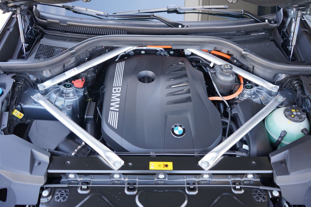 Thumbnail: 2026 BMW X5 - 22