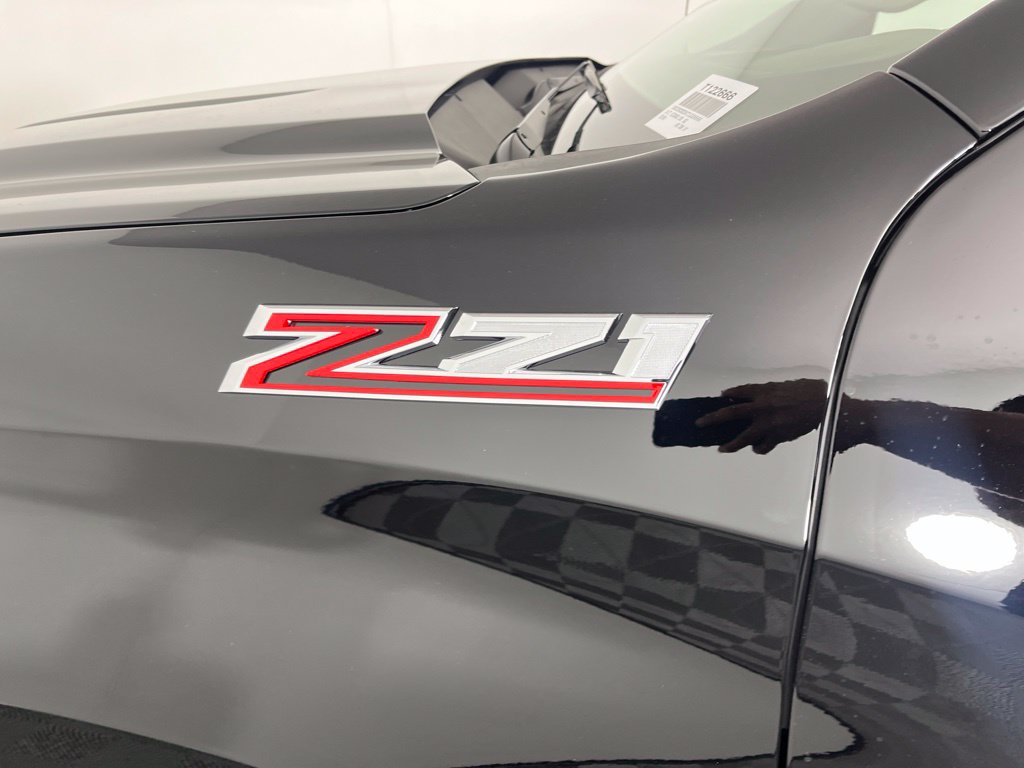 Thumbnail: 2026 Chevrolet Silverado 1500 - 19