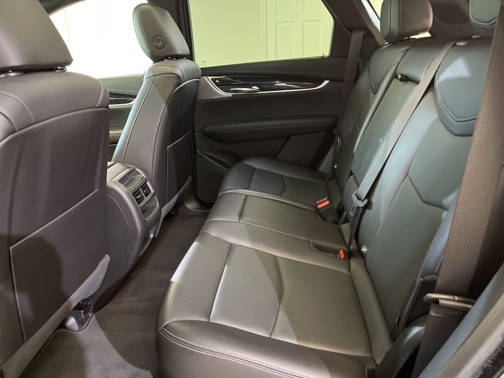 used 2023 Cadillac XT5 car, priced at $39,350