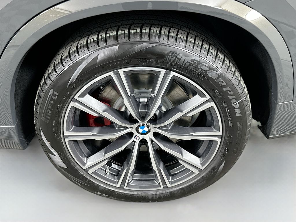 Thumbnail: 2026 BMW X5 - 23