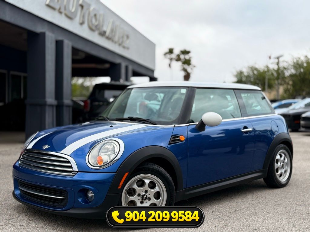 Lightning Blue Metallic 2013 MINI Cooper Hatchback FWD Hatchback Front-Wheel Drive 6-Speed Automatic