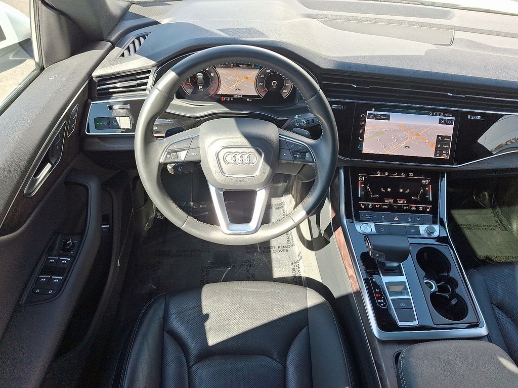 Thumbnail: 2019 Audi Q8 - 11