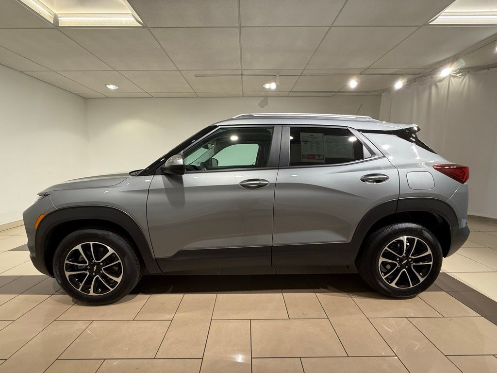 Thumbnail: 2026 Chevrolet TrailBlazer - 2