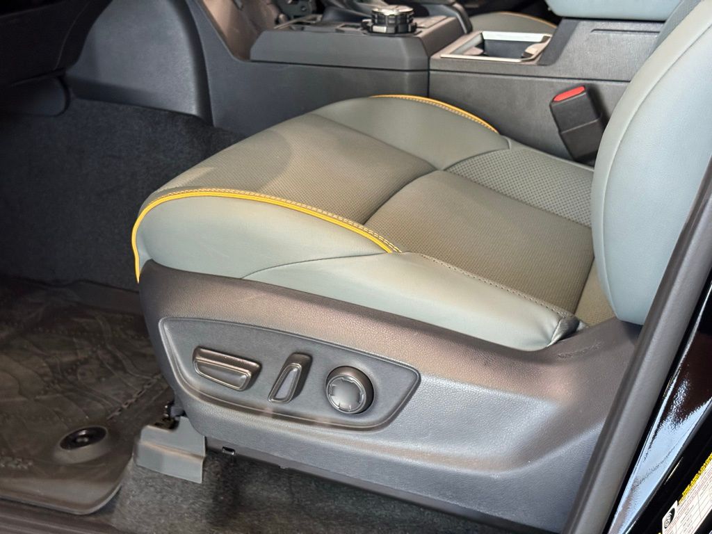 2025 Toyota Tacoma Trailhunter Double Cab photo 15