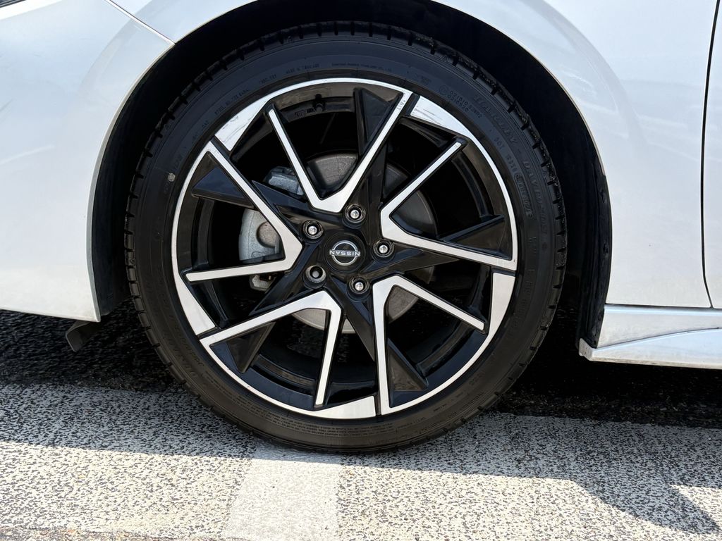 2024 Nissan Sentra SR White at North Houston Mitsubishi