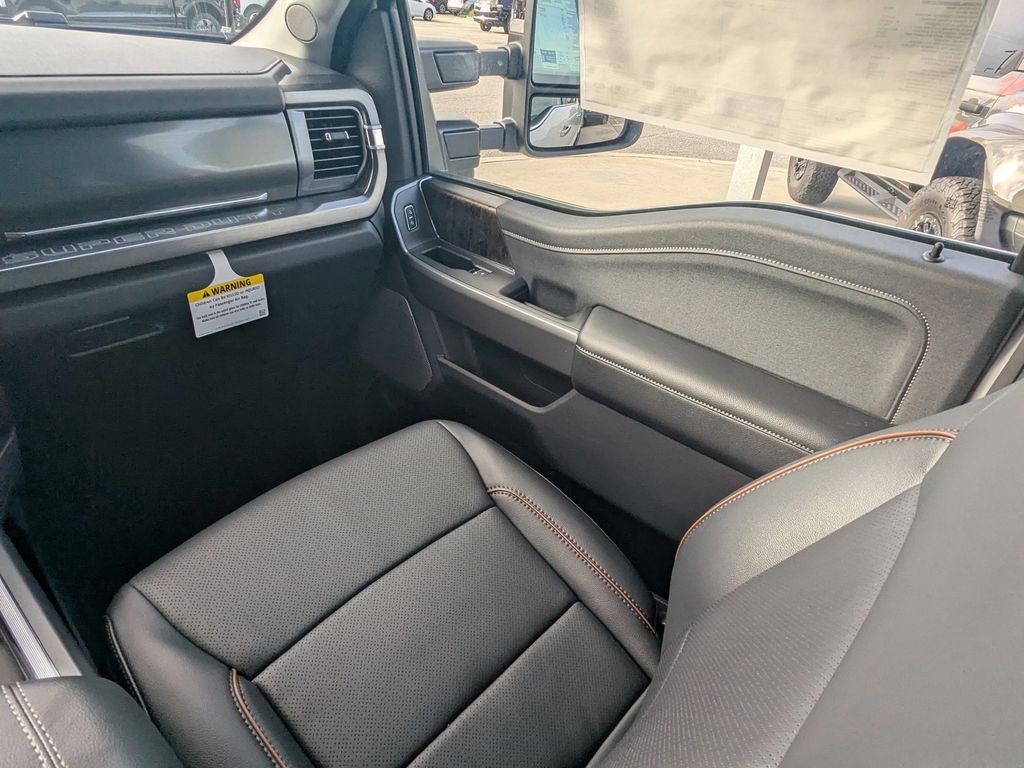 2025 Ford F-250 Super Duty Lariat