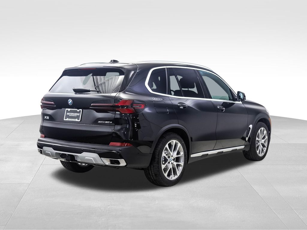 Thumbnail: 2026 BMW X5 - 5