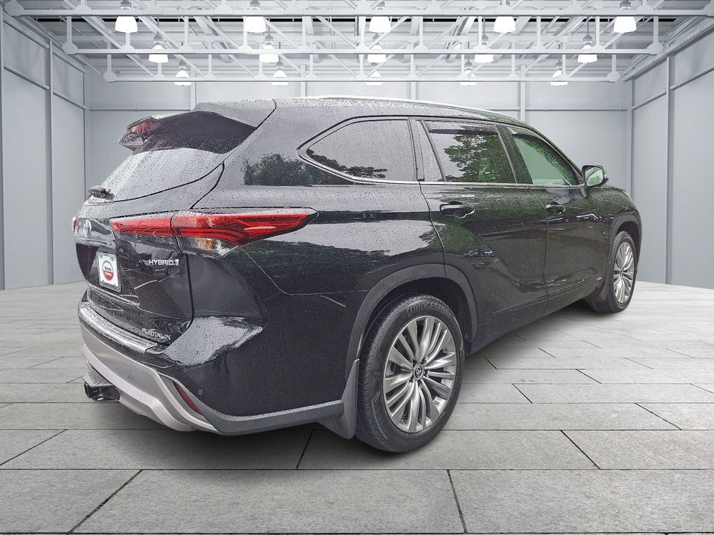 2023 Toyota Highlander Platinum 4