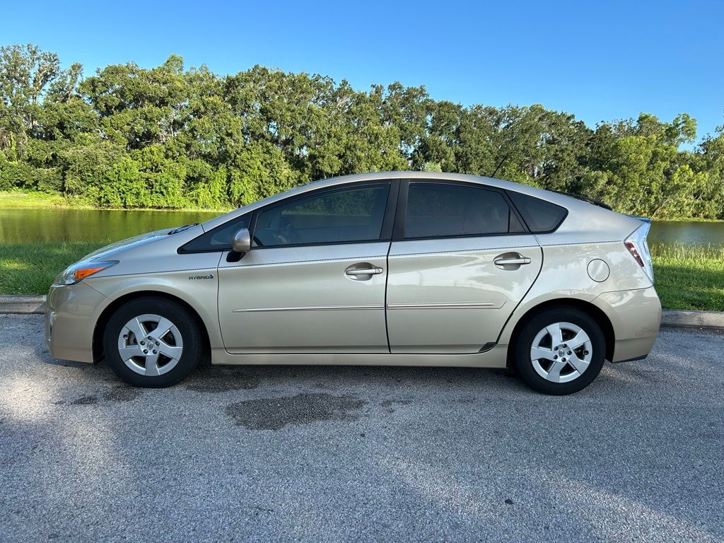Thumbnail: 2010 Toyota Prius - 2