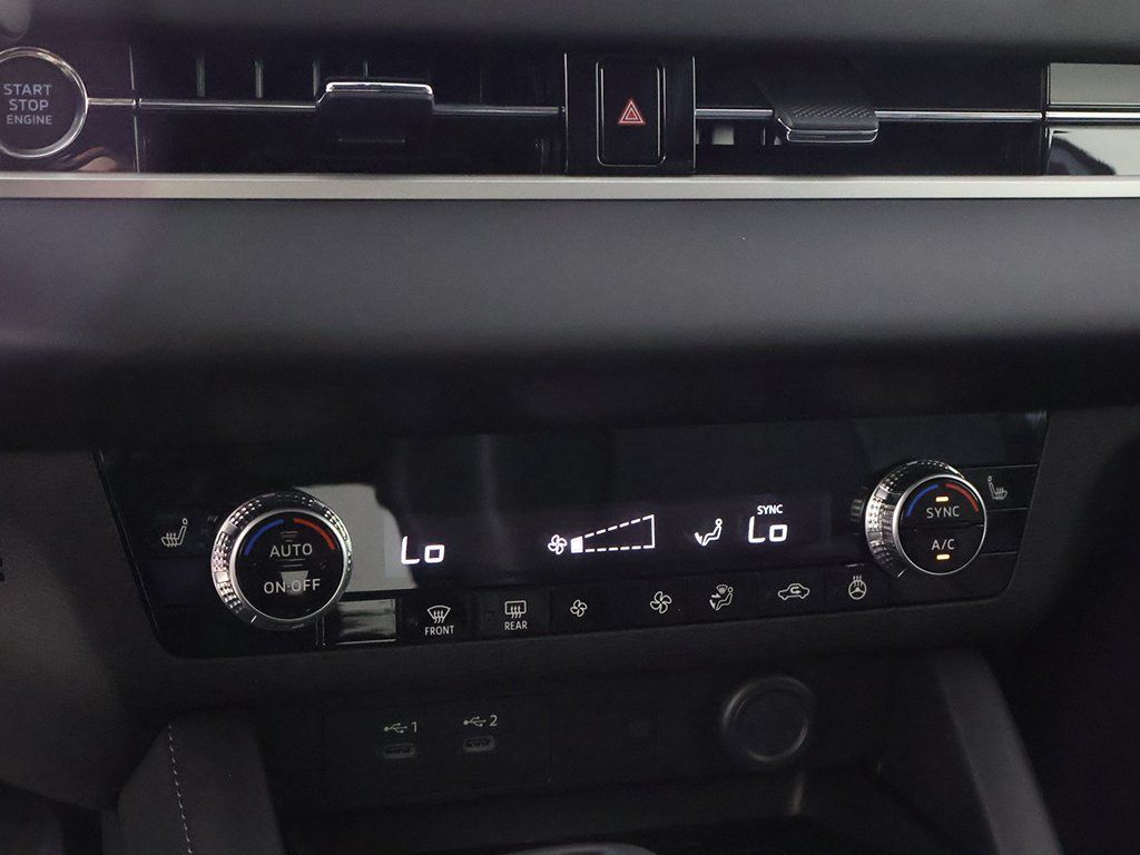New 2026 Gray Mitsubishi SE image 49
