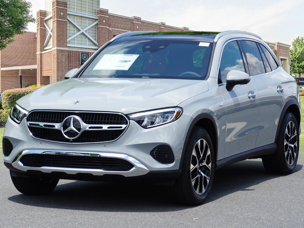 Thumbnail: 2025 Mercedes-Benz GLC - 4