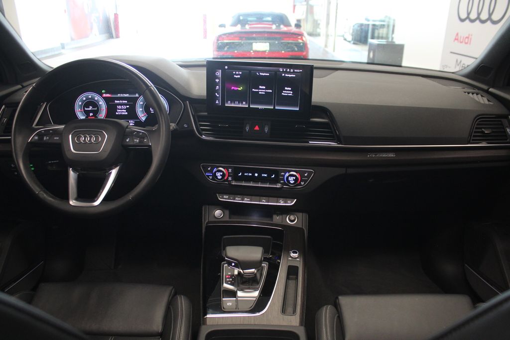 Thumbnail: 2023 Audi Q5 - 10