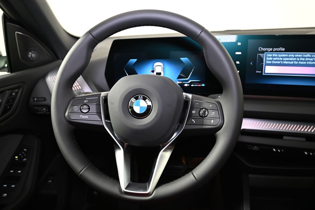 Thumbnail: 2025 BMW 2 Series - 17