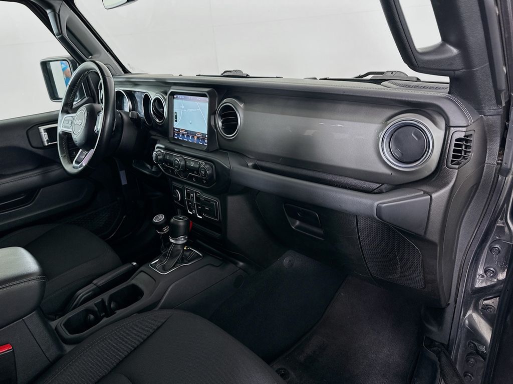 2022 Jeep Gladiator Overland 29