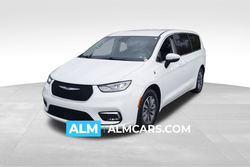 2023 Chrysler Pacifica Hybrid Touring L