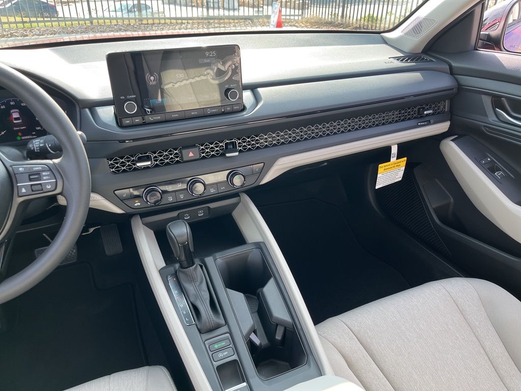 Thumbnail: 2025 Honda Accord - 9