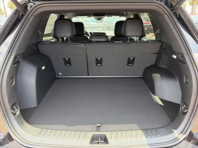 2026 Chevrolet Equinox LT - Photo 6