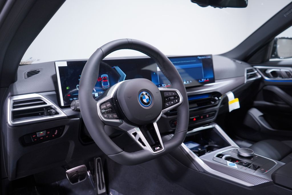 2025 BMW i4 eDrive40 6