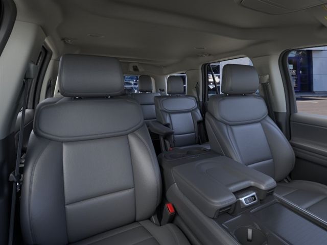 2026 Ford Expedition Active - 9