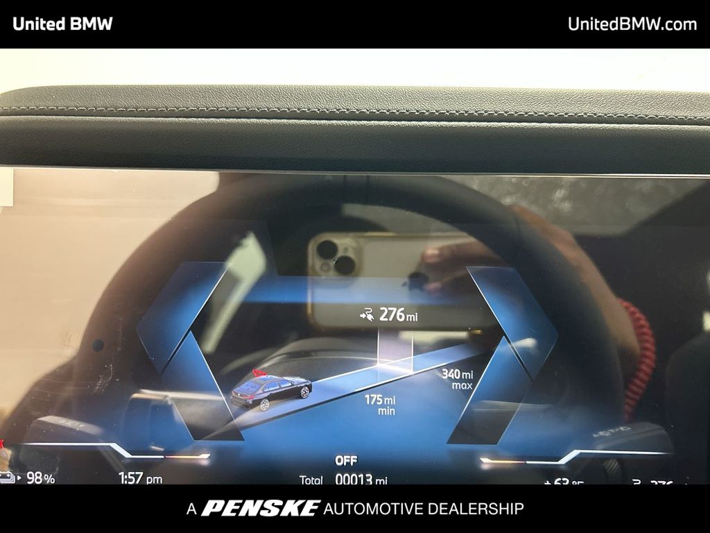 2025 BMW i7 xDrive60 15
