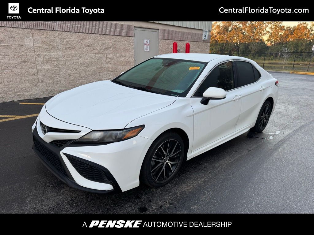 2021 Toyota Camry SE -
                Orlando, FL