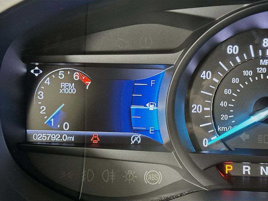 Thumbnail: 2022 Ford Edge - 12