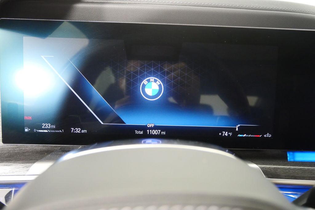 Thumbnail: 2023 BMW 7 Series - 20