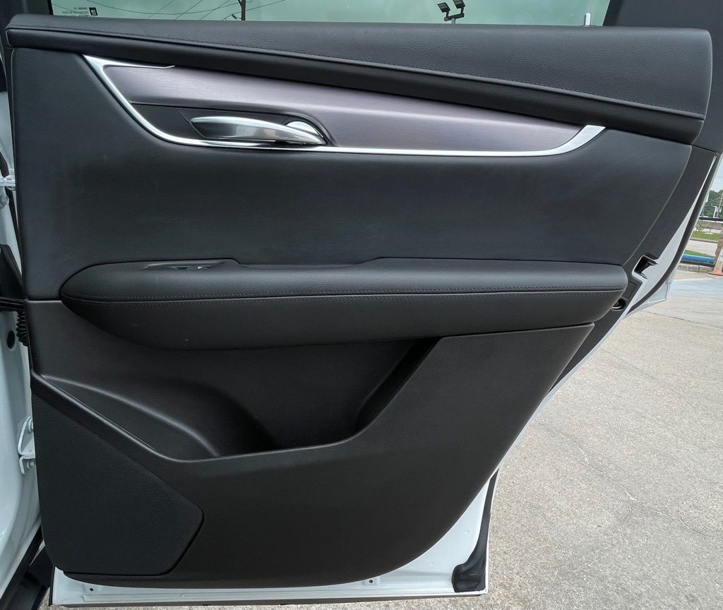 2018 Cadillac XT5 Luxury White at Bayway Cadillac of The Woodlands