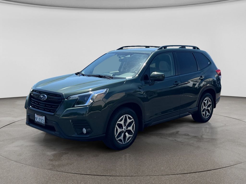 2022 Subaru Forester Premium Crossover AWD