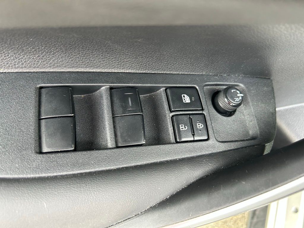 Thumbnail: 2023 Toyota Corolla - 15