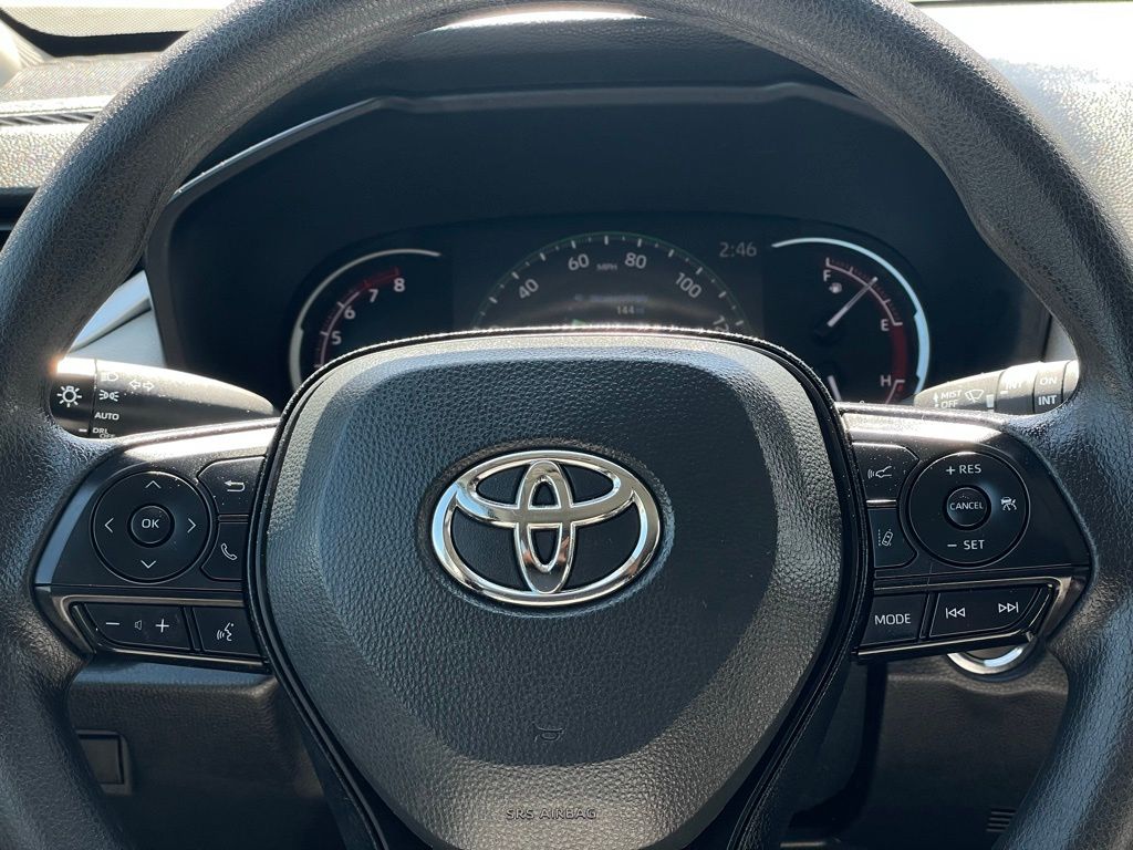 2024 Toyota RAV4 XLE 11