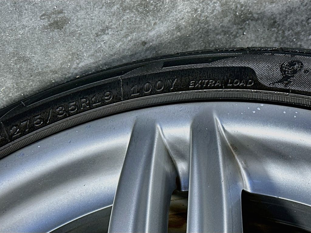BMW5 Series32