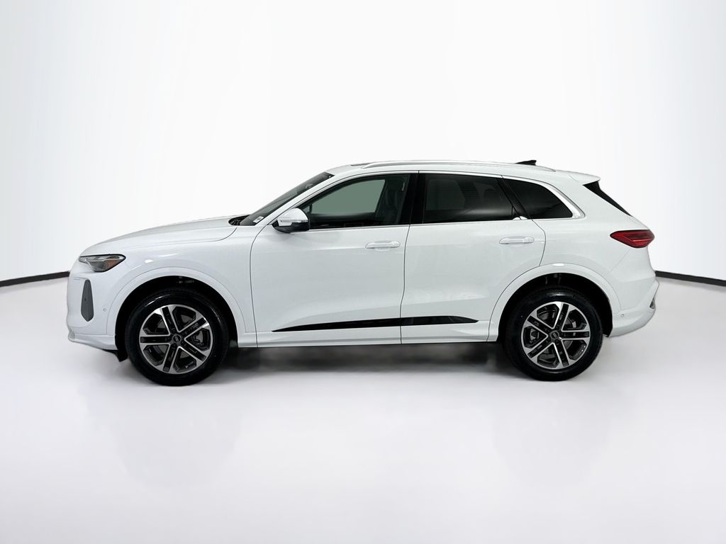 Thumbnail: 2026 Audi Q5 - 8