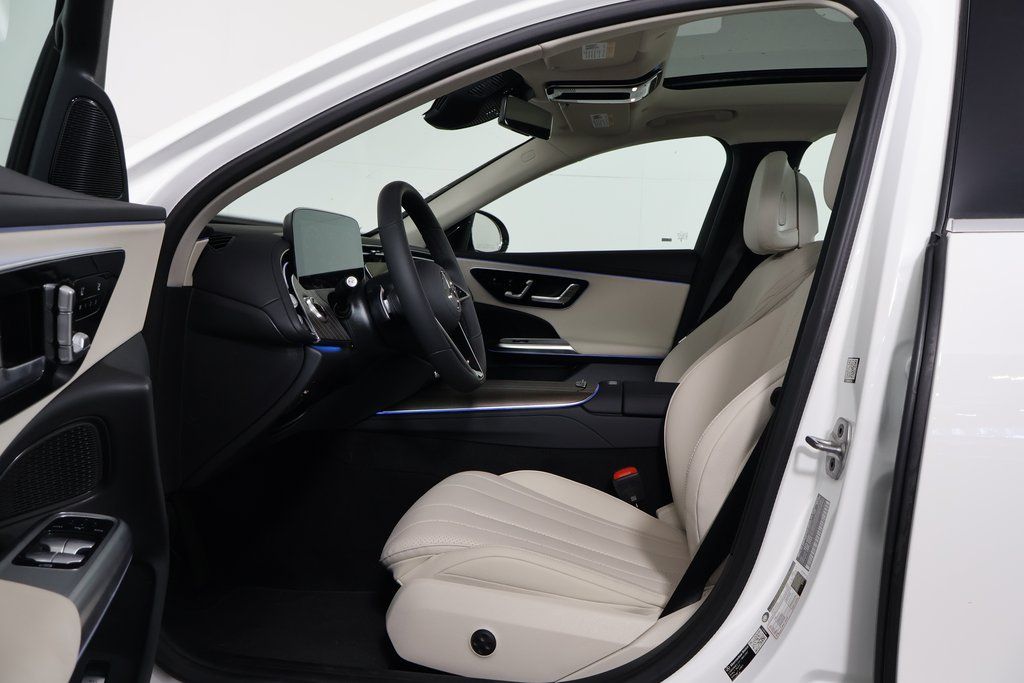 Thumbnail: 2026 Mercedes-Benz E-Class - 5